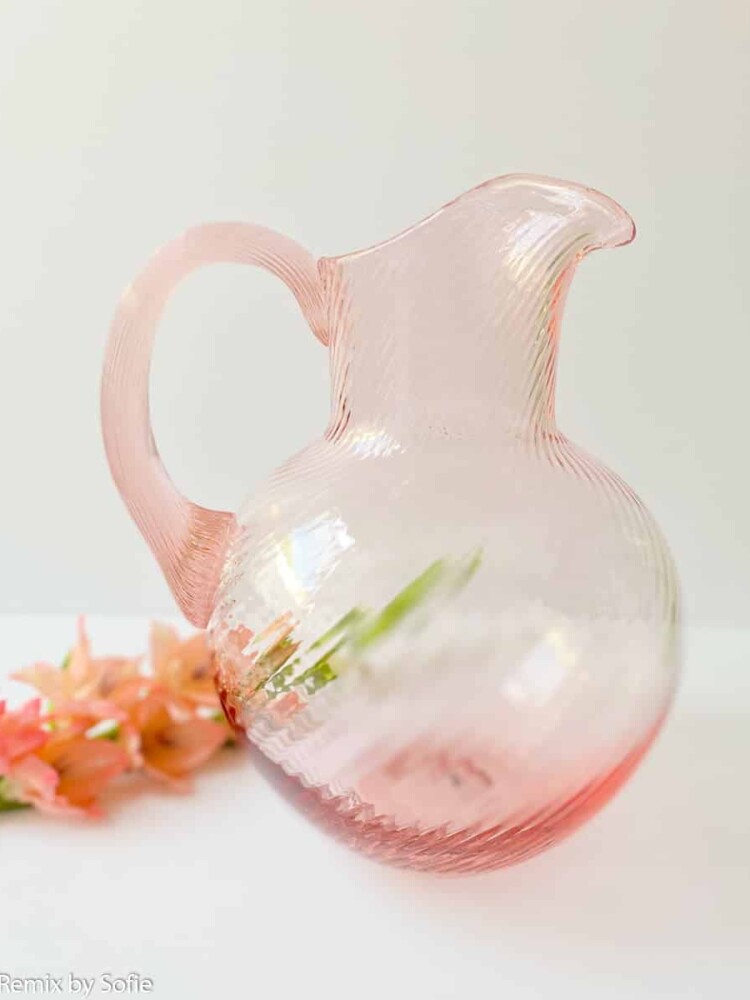 Anna von Lipa mundgeblasener Krug, 2 Liter Krug, Spiralkrug