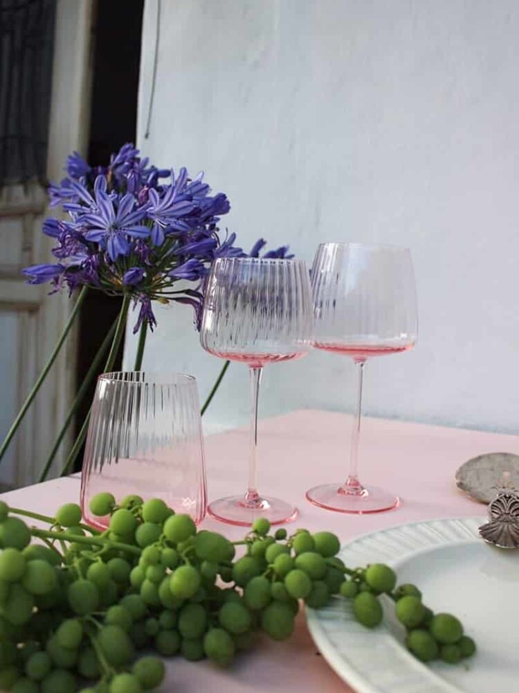 anna von lipa glass, anna von lipa weinglas, weinglas, weinglas, weinglas, mundgeblasenes glas, weinglas, tischdeckel, weinglas Lyon,