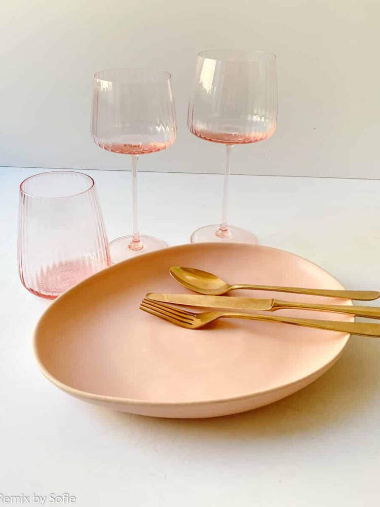 anna von lipa glass, anna von lipa weinglas, weinglas, weinglas, weinglas, mundgeblasenes glas, weinglas, tischdeckel, weinglas Lyon,