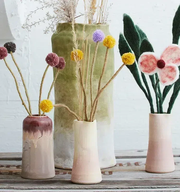 Remix von Sofie, aveva, Filz, Filzornamenten, Osterornamenten, Bio-Wolle, neue Eifer und, endlose Blume, Filzblumen, Filzblumen.