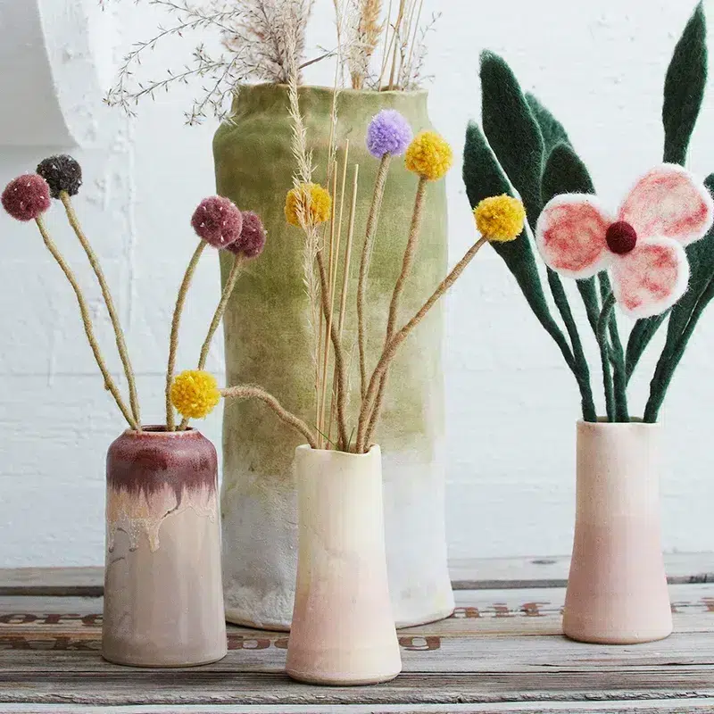 Remix von Sofie, aveva, Filz, Filzornamenten, Osterornamenten, Bio-Wolle, neue Eifer und, endlose Blume, Filzblumen, Filzblumen.