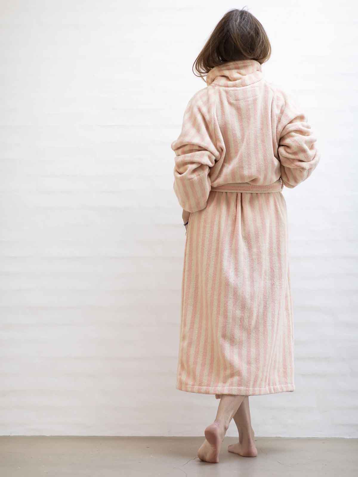 Remix von Sofia, Bongusta, Robe, Robe, Naram, Naram Robe, Badezimmer, Robe aus Baumwolle.