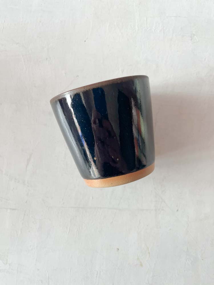 Keramikbecher, Keramikbecher, Keramikbecher, Tasse mit Griff, Tasse ohne Griff, Espressobecher, Cortadobecher, Tasse, Tassen, Remix von Sofie, bornholms Keramikfabrik,
