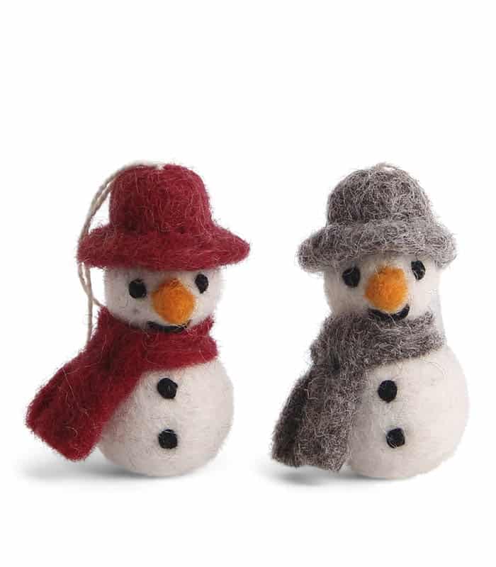 Schneemänner, Schneemänner mit Schal, Filz Weihnachtsgeschenke, Weihnachtsbaumschmuck, Weihnachtsschmuck, Fliege Pilze in Filz, Pilze in Filz, Filzpilze, nachhaltige Weihnachten, ein Topf & Sif, ein Topf & Sif, Filz Weihnachtsschmuck, Weihnachtsschmuck in Filz, Filz aus Nepal