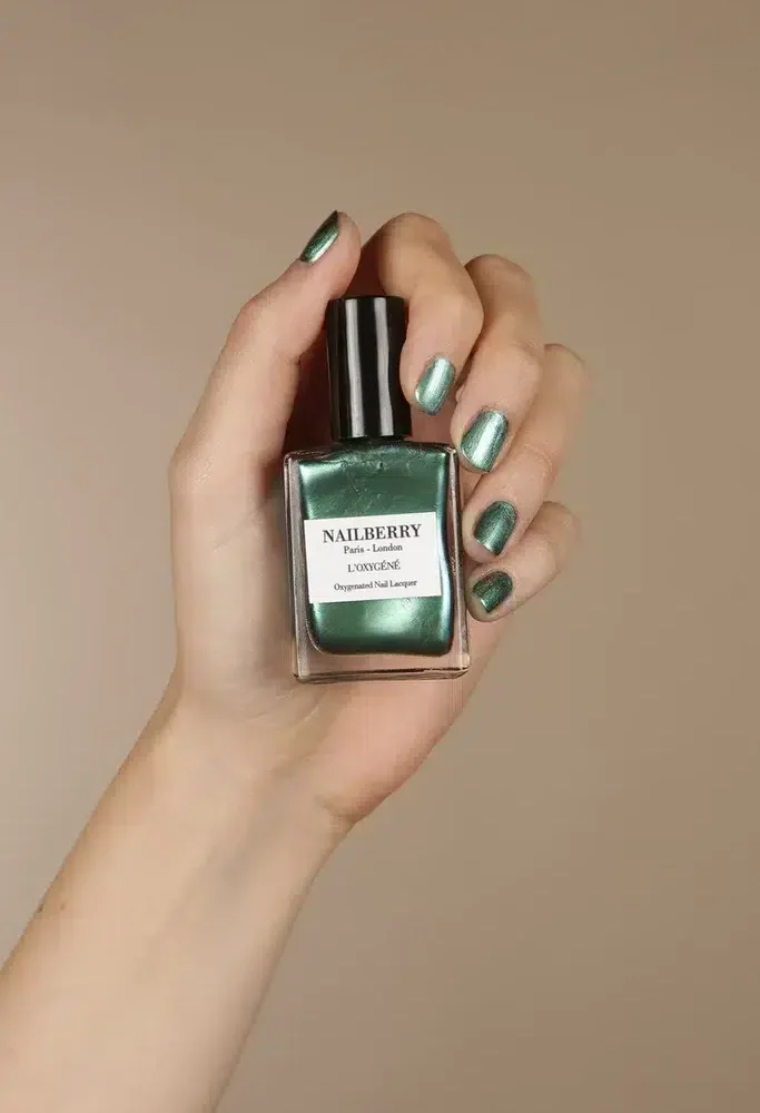 Remix durch Sofie, Nagelbeere, Nagellack,