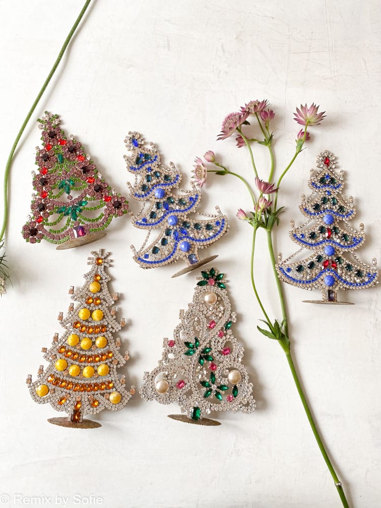 Weihnachtsbäume in Strass, Strass Christbaum, Strassbaum, Weihnachtsbaum in Strass, Weihnachtsbaum in Strass, Weihnachtsbaum in Strassstein, Weihnachtsbaum in Strassstein, Weihnachtsbaum in Strass, Weihnachtsbaum in Strass, Weihnachtsbaum in Strass, Weihnachtsbaum in Strass, Weihnachtsschmuck, Tschechisch Weihnachtsbaum, Remix von sofie,rhinstensjuletræ, Weihnachtsdekorationen, vintage Weihnachten, Weihnachtsbaum aus Tschechien, tschechische Weihnachten