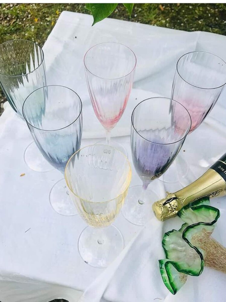 kate champagner flöten, champagner flöten, champagner gläser, remix von Sofia