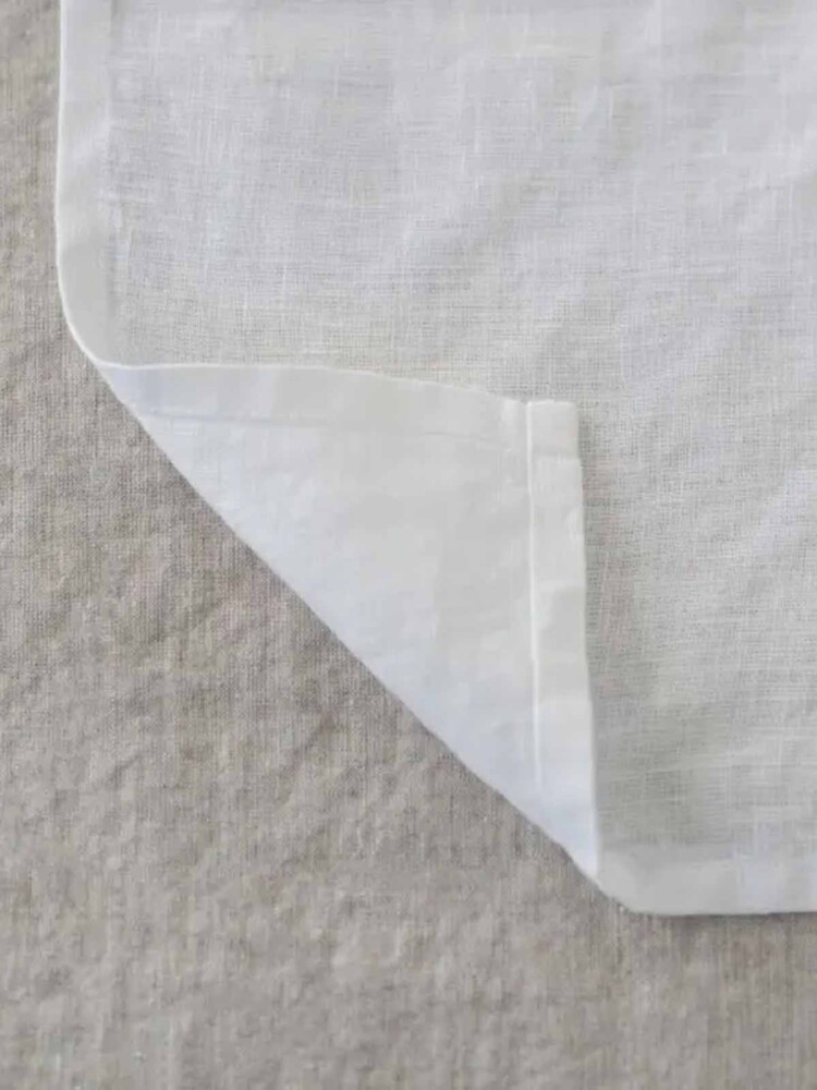 weiße Tischdecke, Serviette rosa Blüten, Leinen gesprochene Tischdecken und Servietten, Leinen, Leinen, Bordeckel, Remix von Sofie, Leinen Tischdecke, Tischdecke aus Leinen, Bio