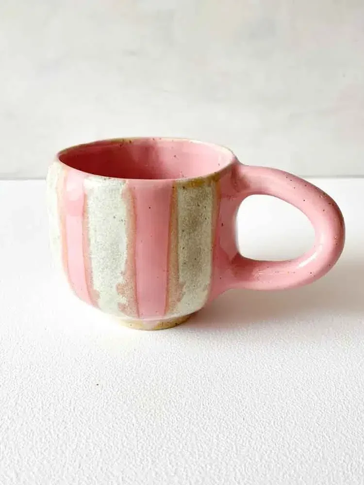 Keramikbecher, Keramikbecher, Keramikbecher, Tasse mit Griff, Tasse ohne Griff, Espresso, Tasse, Cortadobecher, Tasse, Tasse, Remix von SofieHyggebecher breite Nuten hellgelb, Tasse in hellgelb, Keramikbecher, Keramikbecher, gelber Becher, Remix von Sofie, mia lindbirk