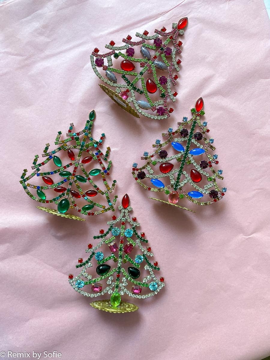 Weihnachtsbaum, Weihnachtsbaum im Strass, Weihnachtsbaum im Strass, Weihnachtsbaum im Strass, Weihnachtsbaum im Strass, Weihnachtsbaum im Strass, Weihnachtsbaum im Strass, Weihnachtsschmuck, Weihnachtsbaum, Weihnachtsbaum, Weihnachtsbaum, Weihnachtsbaum, Weihnachtsbaum, Weihnachtsbaum, Weihnachtsbaum, Weihnachtsbaum, Weihnachtsbaum, Weihnachtsbaum, Weihnachtsbaum sofie,rhinsten Weihnachtsbaum, Weihnachtsdekoration, vintage Weihnachten, Weihnachtsbaum aus tschechisch, tschechische Weihnachten, tschechisches Ornament