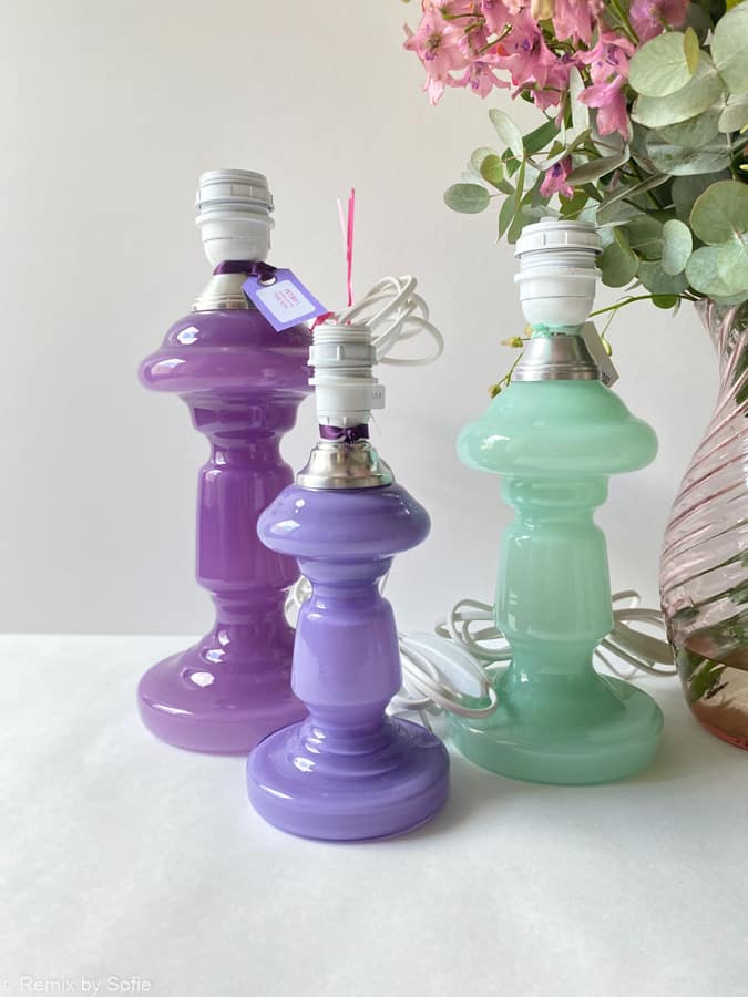 rosa Rose Lampe, Tischlampe, Lampe, Opallampe, Lampe aus Opalglas.