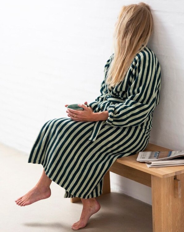 Remix von Sofia, Bongusta, Robe, Robe, Naram, Naram Robe, Badezimmer, Robe aus Baumwolle.