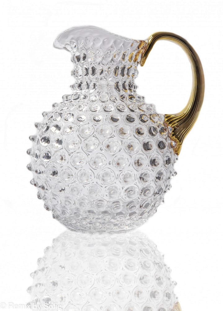 2 Liter Krug in klar mit goldenem Griff, Remix von Sofie, 2 Liter Krug, anna von Lipa Igel Krug, Krug in Igelglas, anna von Lipa Händler, anna von Lipa Krug, anna von Lipa Igel Krug, Igel Krug, Igelkrüge, Hobnailkrüge, Hobnailglas, Hobnailglaskrüge