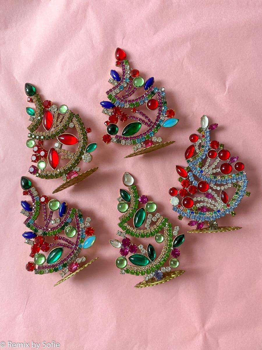 Weihnachtsbaum, Weihnachtsbaum im Strass, Weihnachtsbaum im Strass, Weihnachtsbaum im Strass, Weihnachtsbaum im Strass, Weihnachtsbaum im Strass, Weihnachtsbaum im Strass, Weihnachtsschmuck, Weihnachtsbaum, Weihnachtsbaum, Weihnachtsbaum, Weihnachtsbaum, Weihnachtsbaum, Weihnachtsbaum, Weihnachtsbaum, Weihnachtsbaum, Weihnachtsbaum, Weihnachtsbaum, Weihnachtsbaum sofie,rhinsten Weihnachtsbaum, Weihnachtsdekoration, vintage Weihnachten, Weihnachtsbaum aus tschechisch, tschechische Weihnachten, tschechisches Ornament