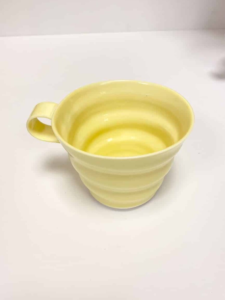 rikke maglesen Keramik, Porzellantasse, Kaffeetasse, Tasse, pastellfarbene Tasse, Kaffeetasse, Teetasse.
