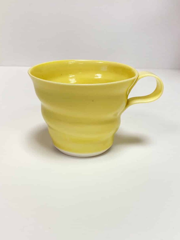 rikke maglesen Keramik, Porzellantasse, Kaffeetasse, Tasse, pastellfarbene Tasse, Kaffeetasse, Teetasse.