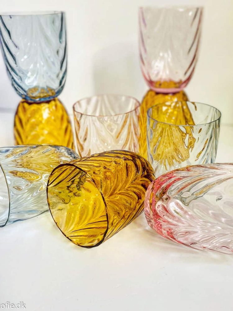 Anna von Lipa Mix & Match, Swan Glass, Wawe Glass, Harlequin Glass, Tumbler, Wasserglas, Trinkglas, Trinkglas.