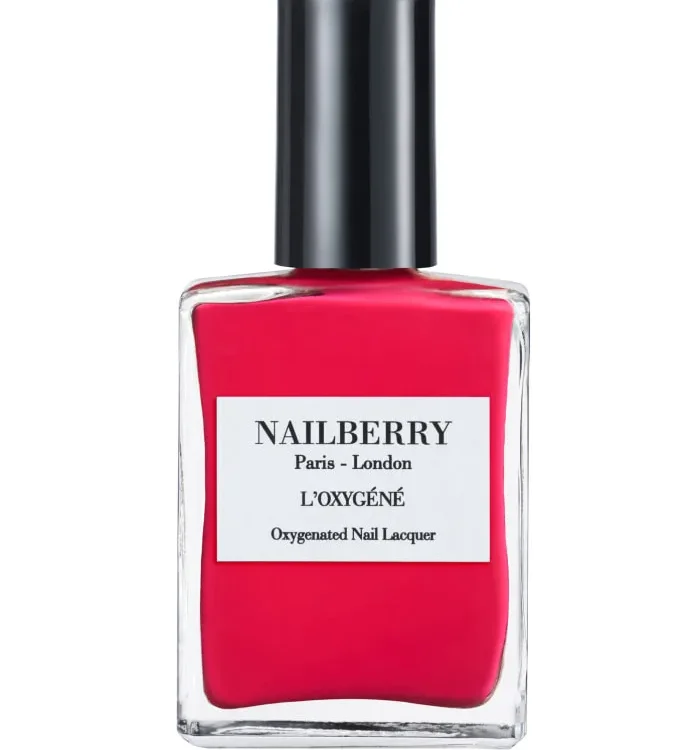 Nagellack aus Nagelbeere