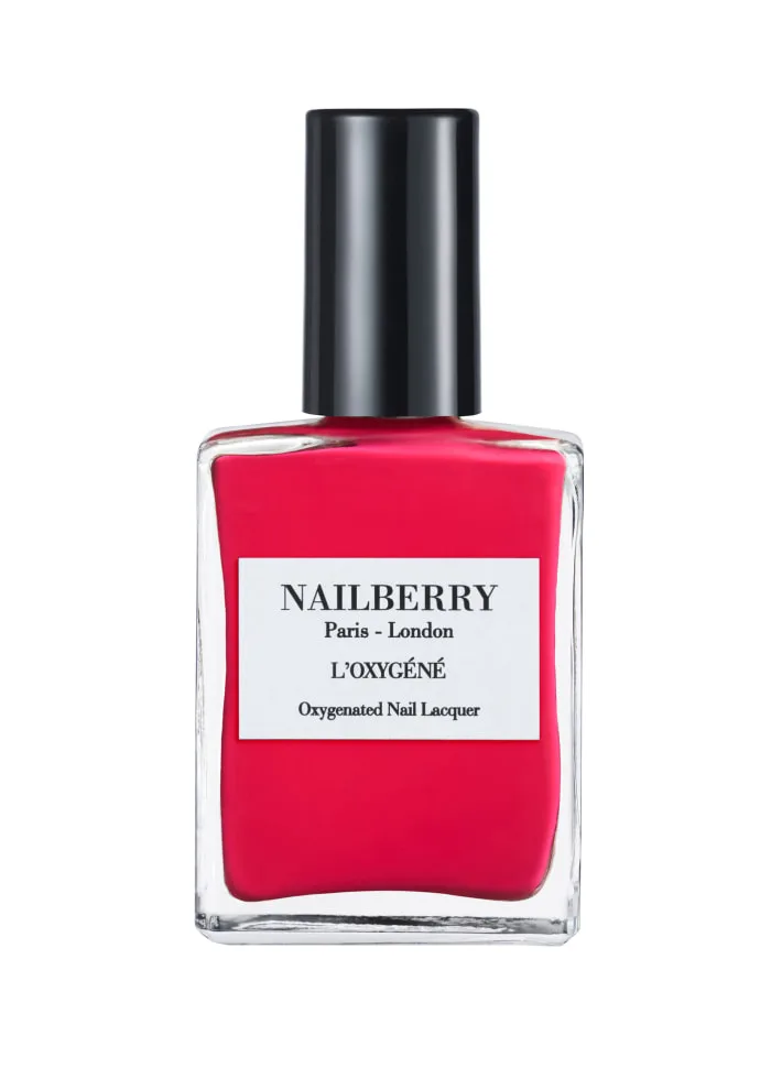 Nagellack aus Nagelbeere