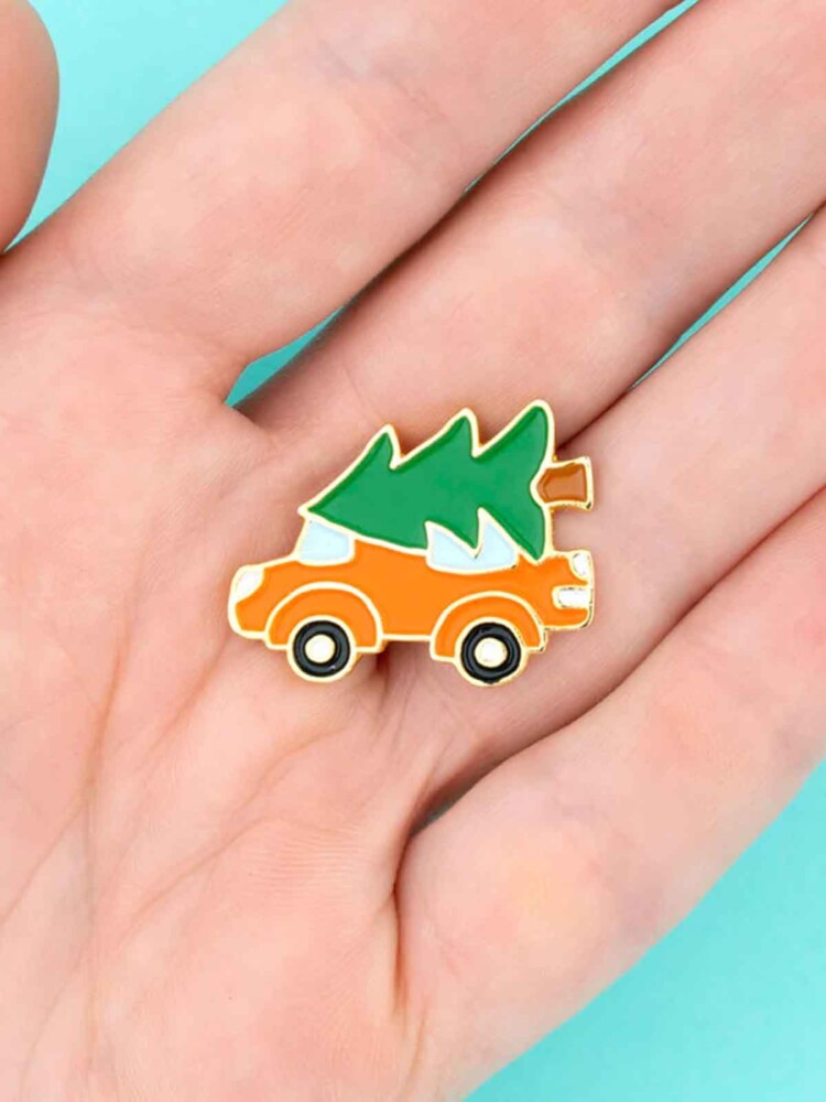 Pin mit Auto und Weihnachtsbaum - Coucou Suzette