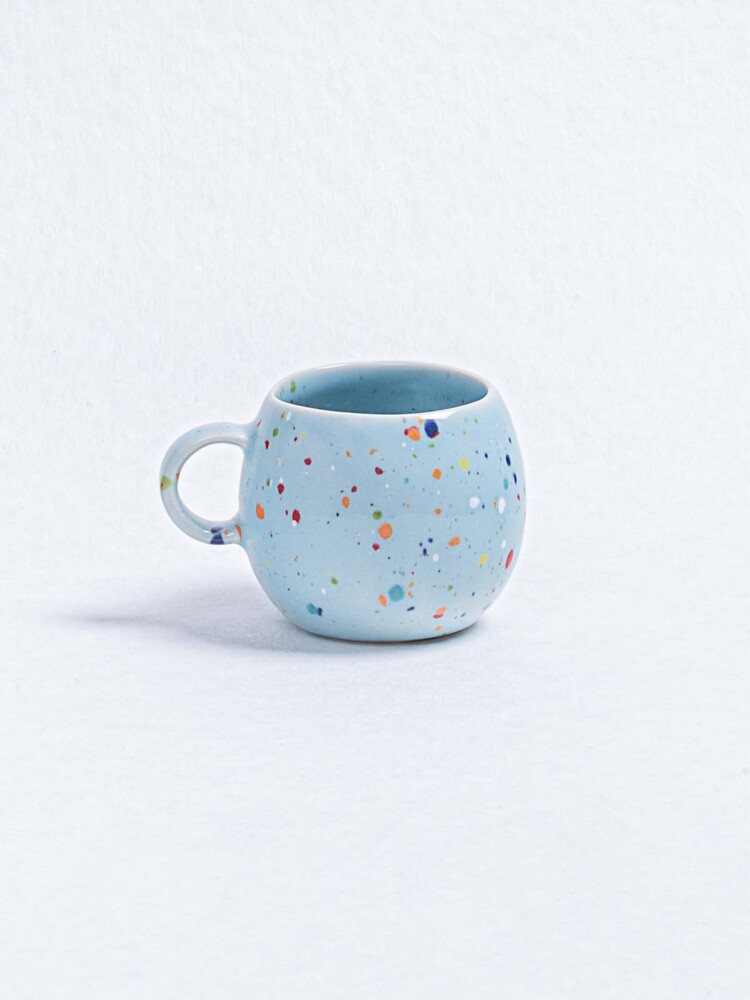 Tasse mit Griff in blau mit Konfetti - Egg Back Home