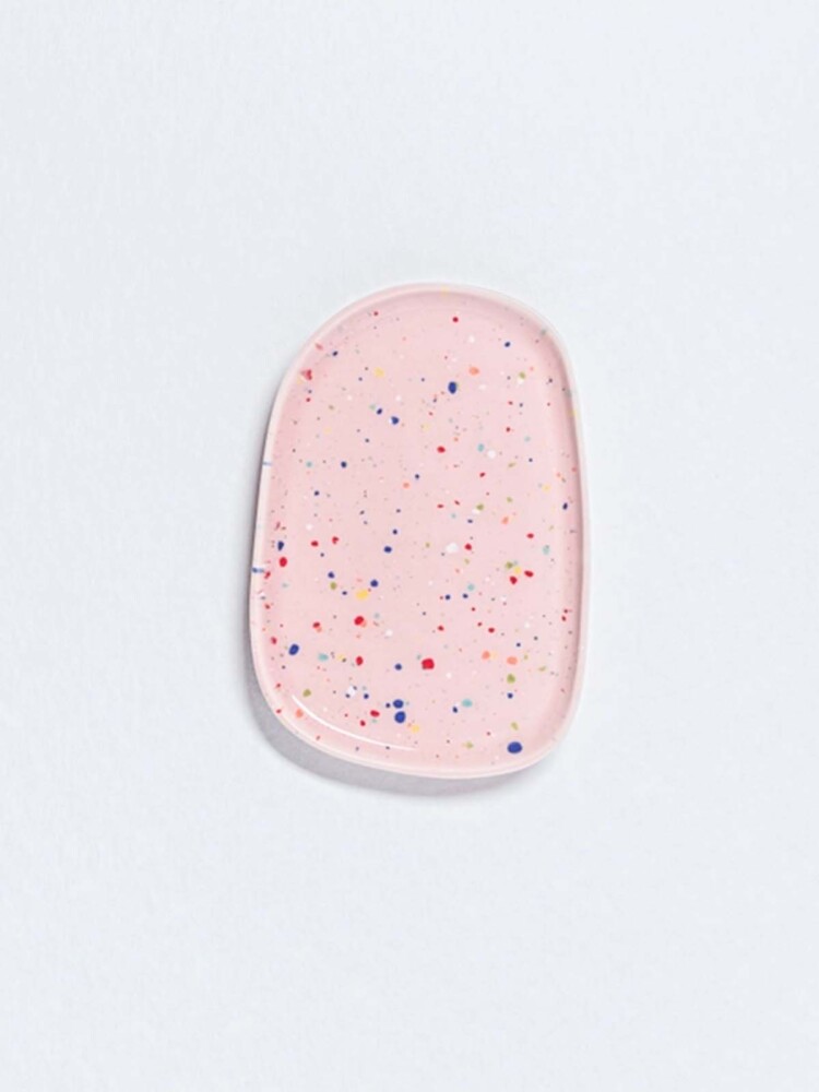 Pastellfarbenes Gericht, Gericht, Ei zurück zu Hause, Remix von Sophie, Tisch-Setting, Servieren, bunte Inneneinrichtung, Ei zurück Hause Einzelhändler in Kopenhagen,