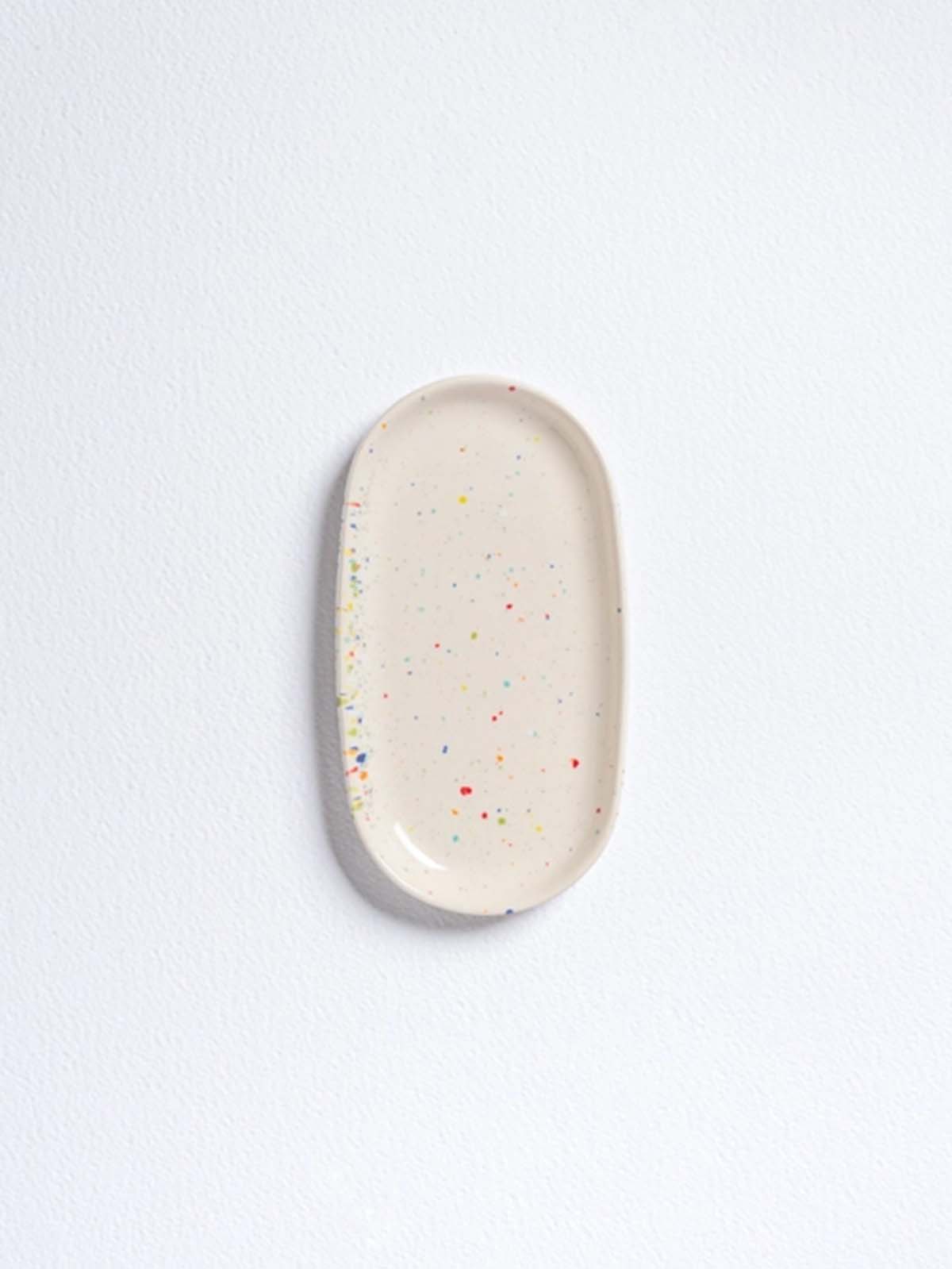 Pastellfarbenes Gericht, Gericht, Ei zurück zu Hause, Remix von Sophie, Tisch-Setting, Servieren, bunte Inneneinrichtung, Ei zurück Hause Einzelhändler in Kopenhagen,