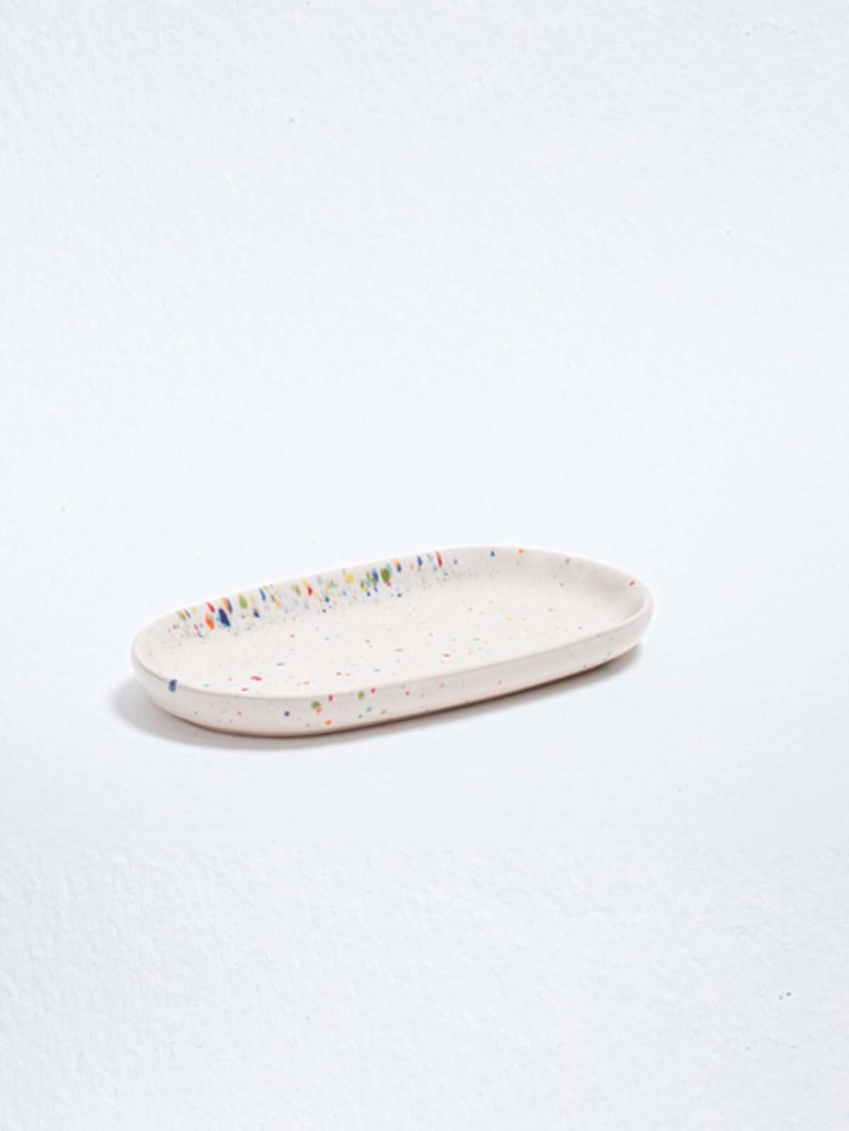 Pastellfarbenes Gericht, Gericht, Ei zurück zu Hause, Remix von Sophie, Tisch-Setting, Servieren, bunte Inneneinrichtung, Ei zurück Hause Einzelhändler in Kopenhagen,