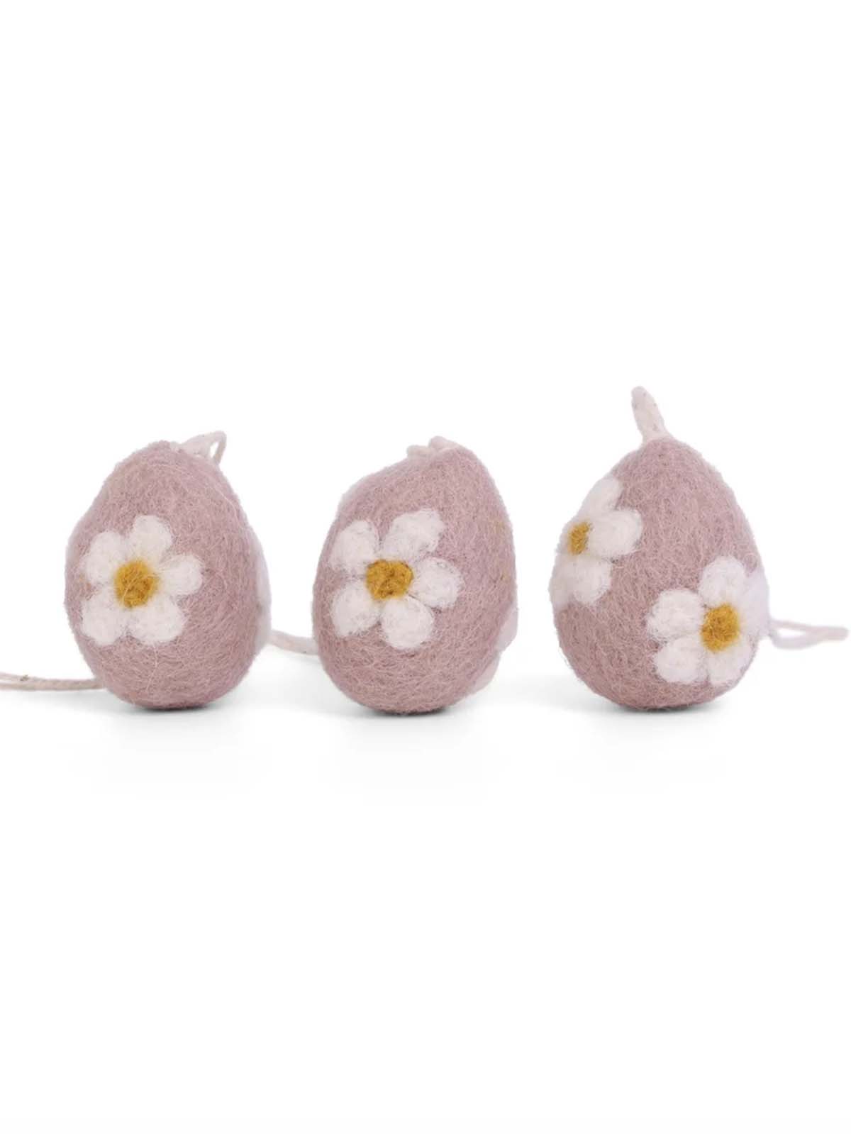 Fairtrade Filz Wolle Ornamente Ostereier in rosa mit Marguerit Blumen in Filz - Gry & Sif