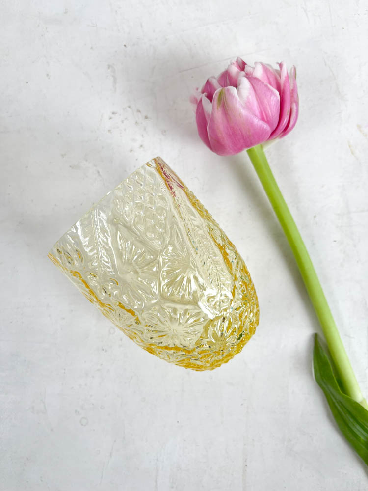 Anna von Lipa mischen und matt Glas Blume gelb