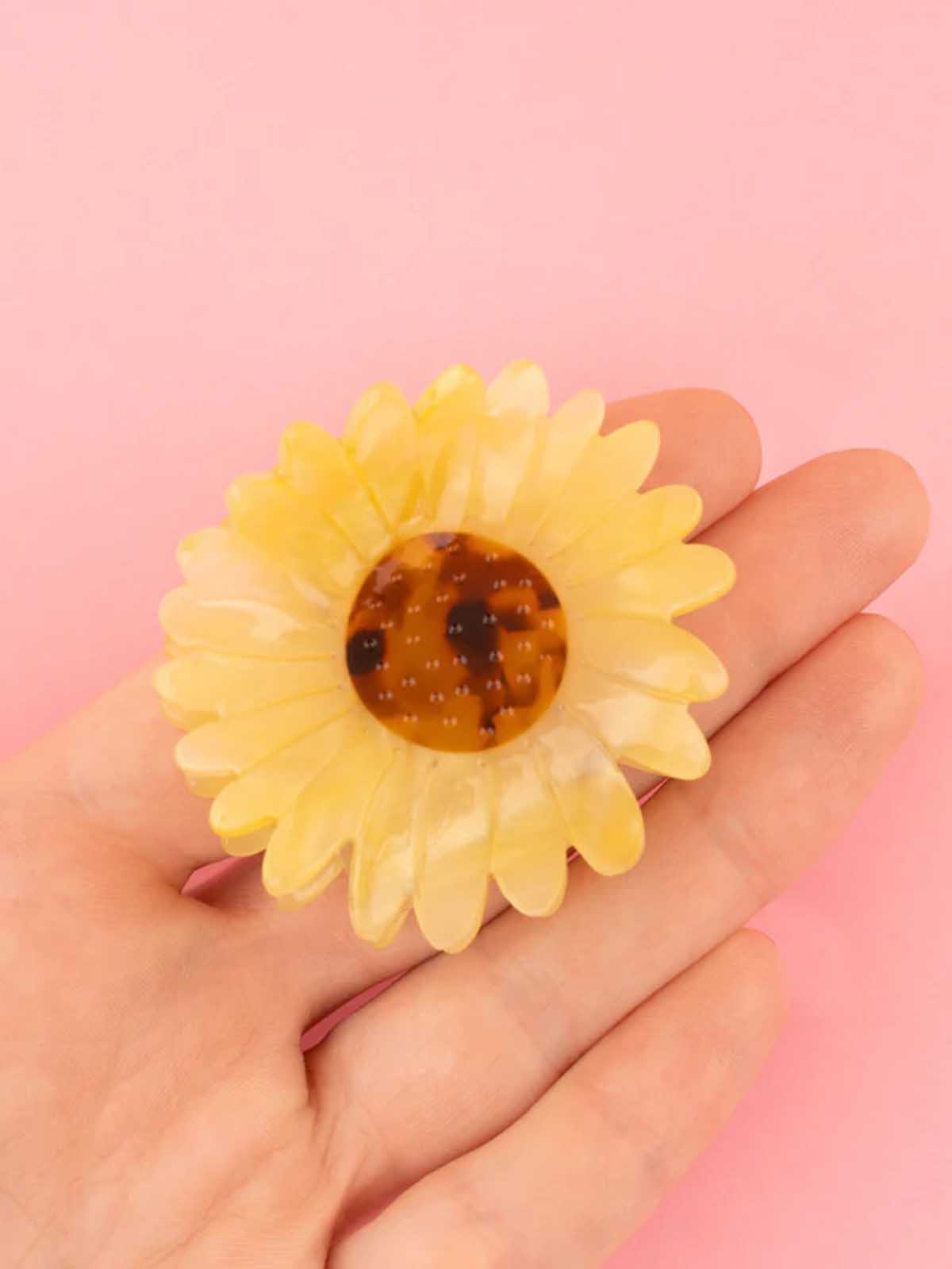 remix von sofie - cou cou suzette Haarclip mit Sonnenblumen - gelb und braun
