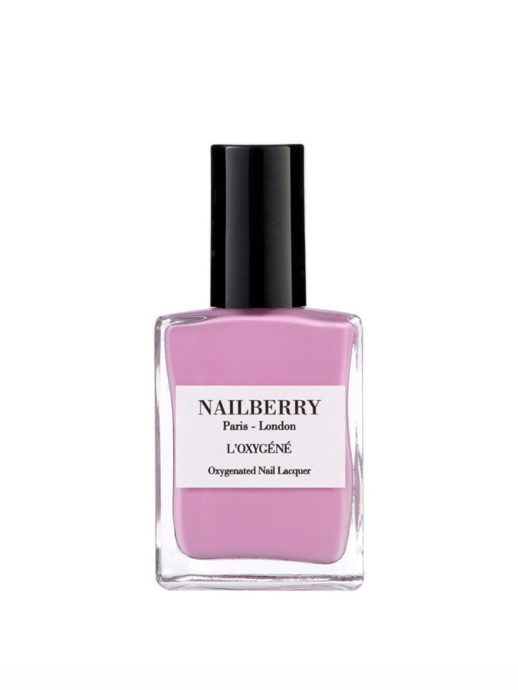 lila Fee Nagelbeere Nagellack