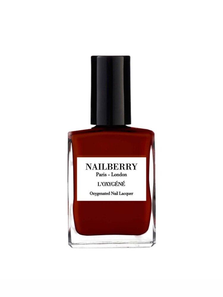 Nagelbeere Nagellack vegan und nicht an Tieren getestet. dankbar als schöne dunkelrote Farbe.