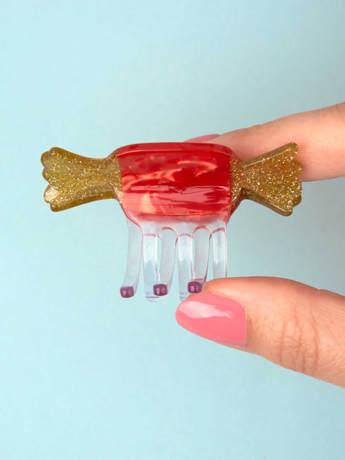Haarclip von cou cou suzette mit Weihnachtsbonbons in rot
