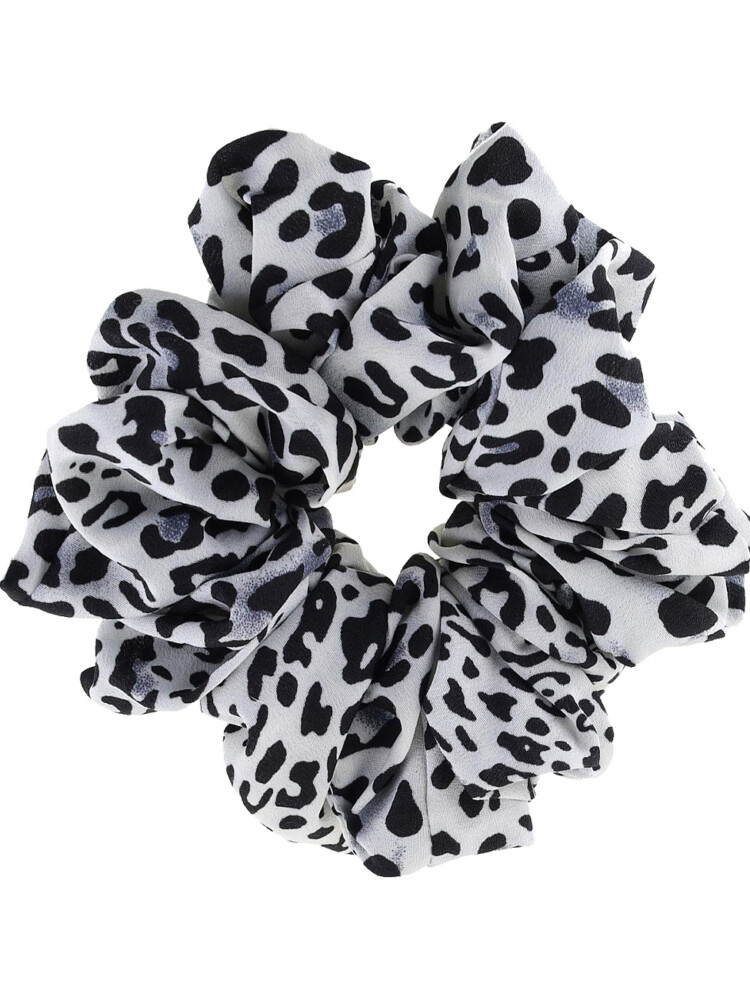 Grauer Leopard