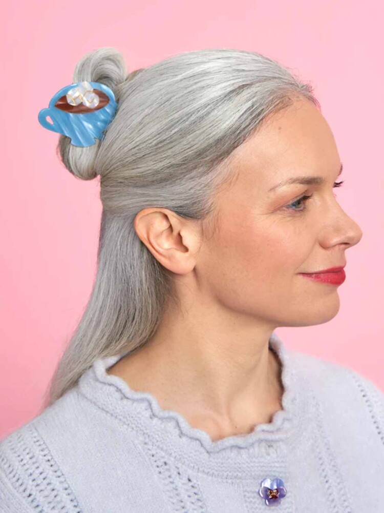 cou cou suzette - Haarclip blaue Tasse mit heißer Schokolade