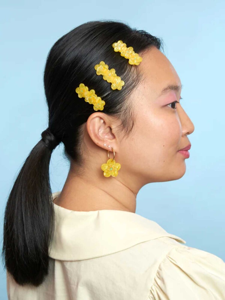 cou cou suzette Ohrringe und Haarclips mit Butterbecher in gelb