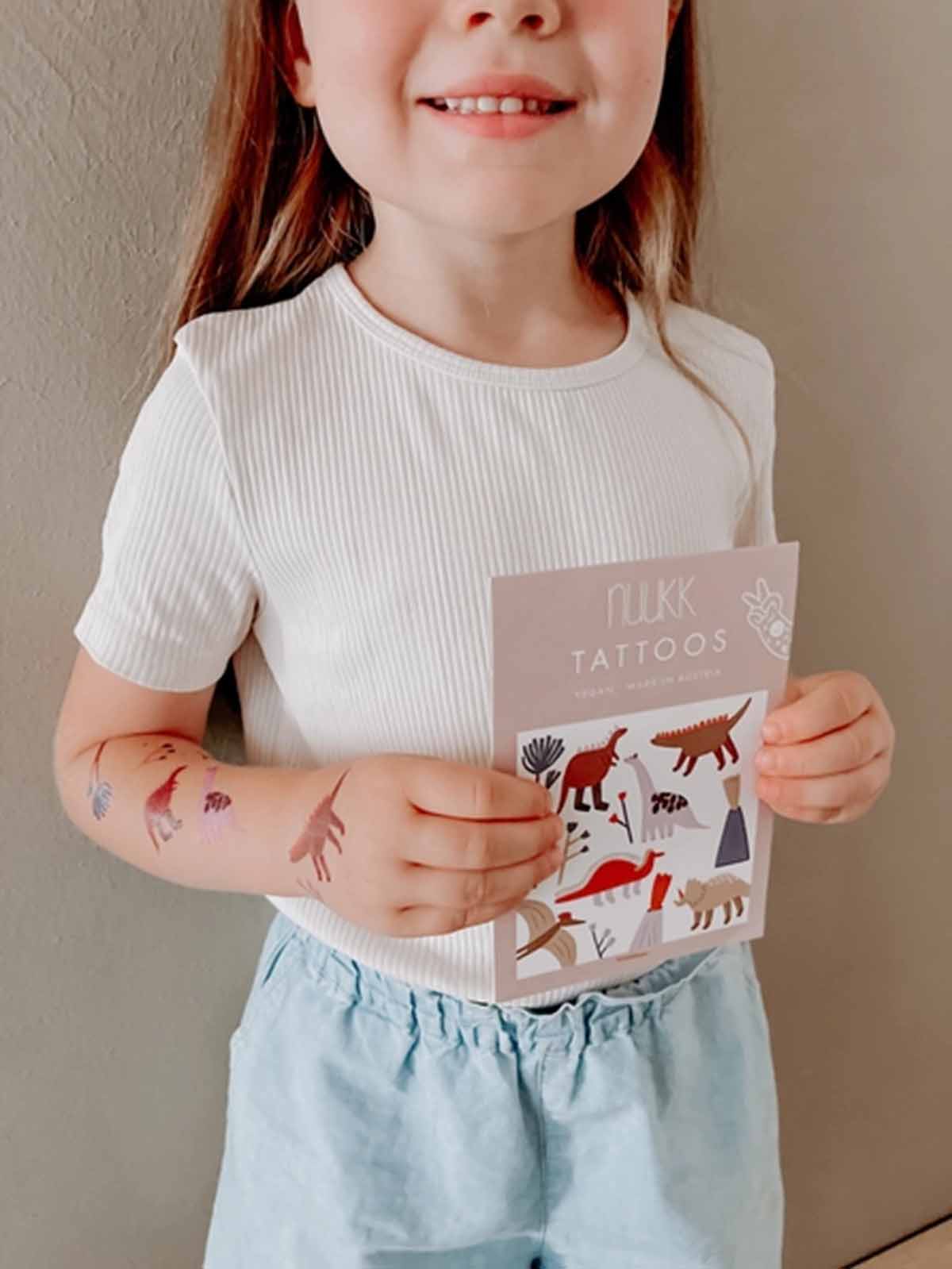 Nuukk Band und Tattoos aus Nuukk. hergestellt in der EU