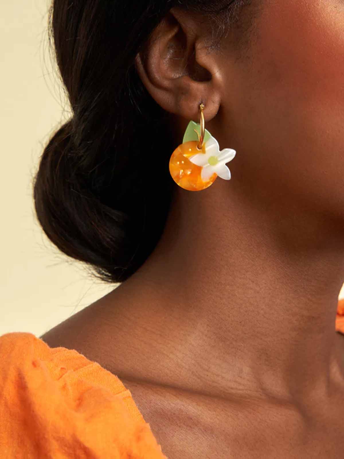 cou cou suzette Ohrringe mit orangen Blumen