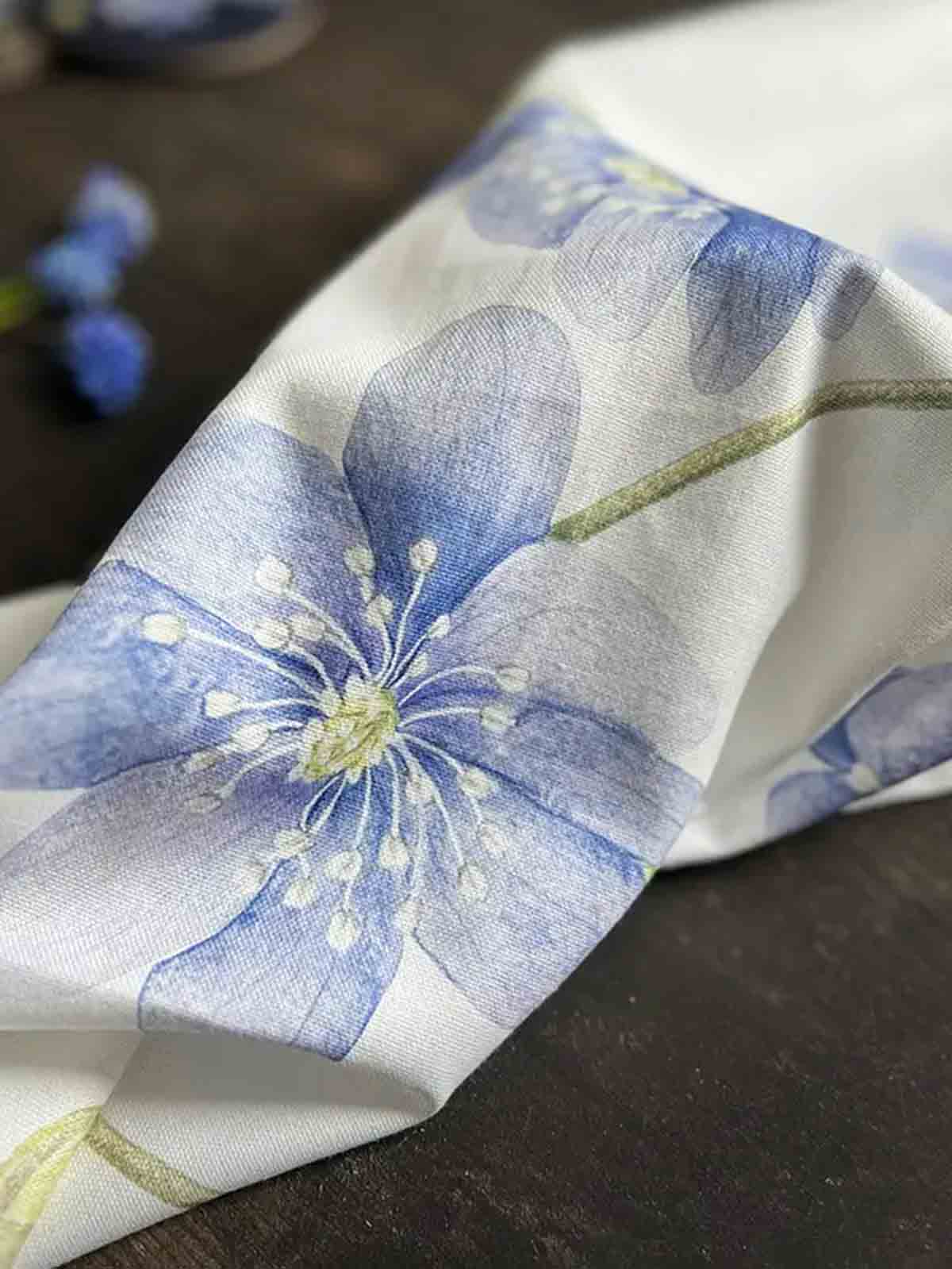 Koustrup & Co-Teetuch blaue Anemone