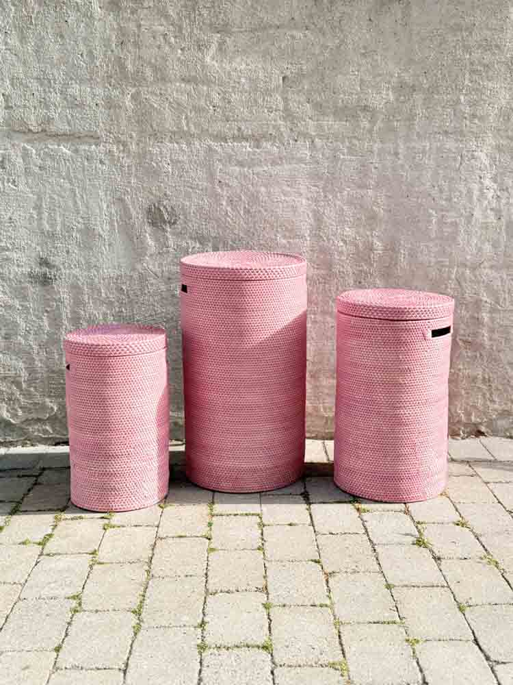 Maske Endtopf Körbe mit Deckeln in rosa, klein, mittel und groß