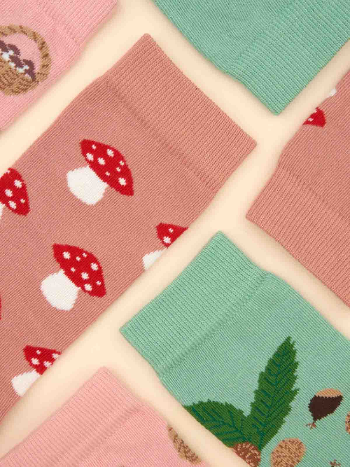 cou cou suzette - rosa Socken mit rotem Fliegenpilz (1)