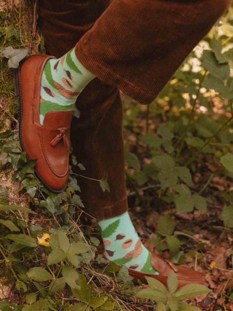 cou cou suzette - Socken in grün mit Kastanien (2)