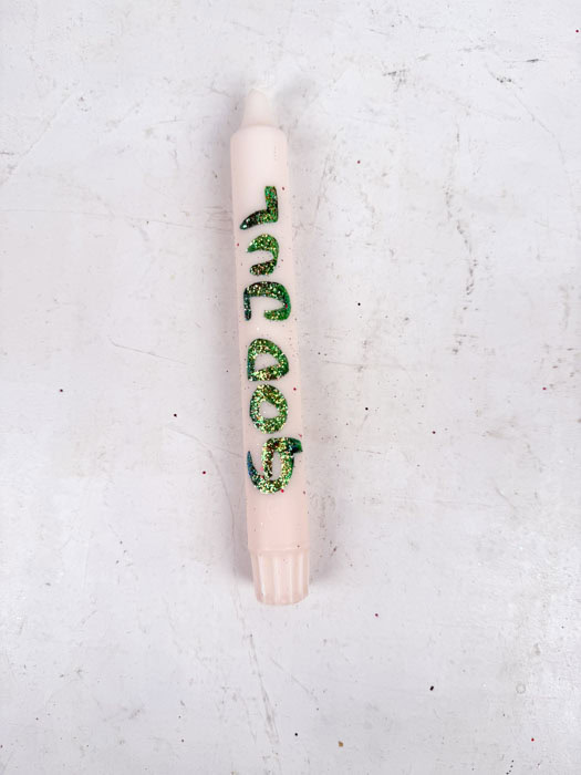 Helles "Happy Christmas"- Off-white mit grün