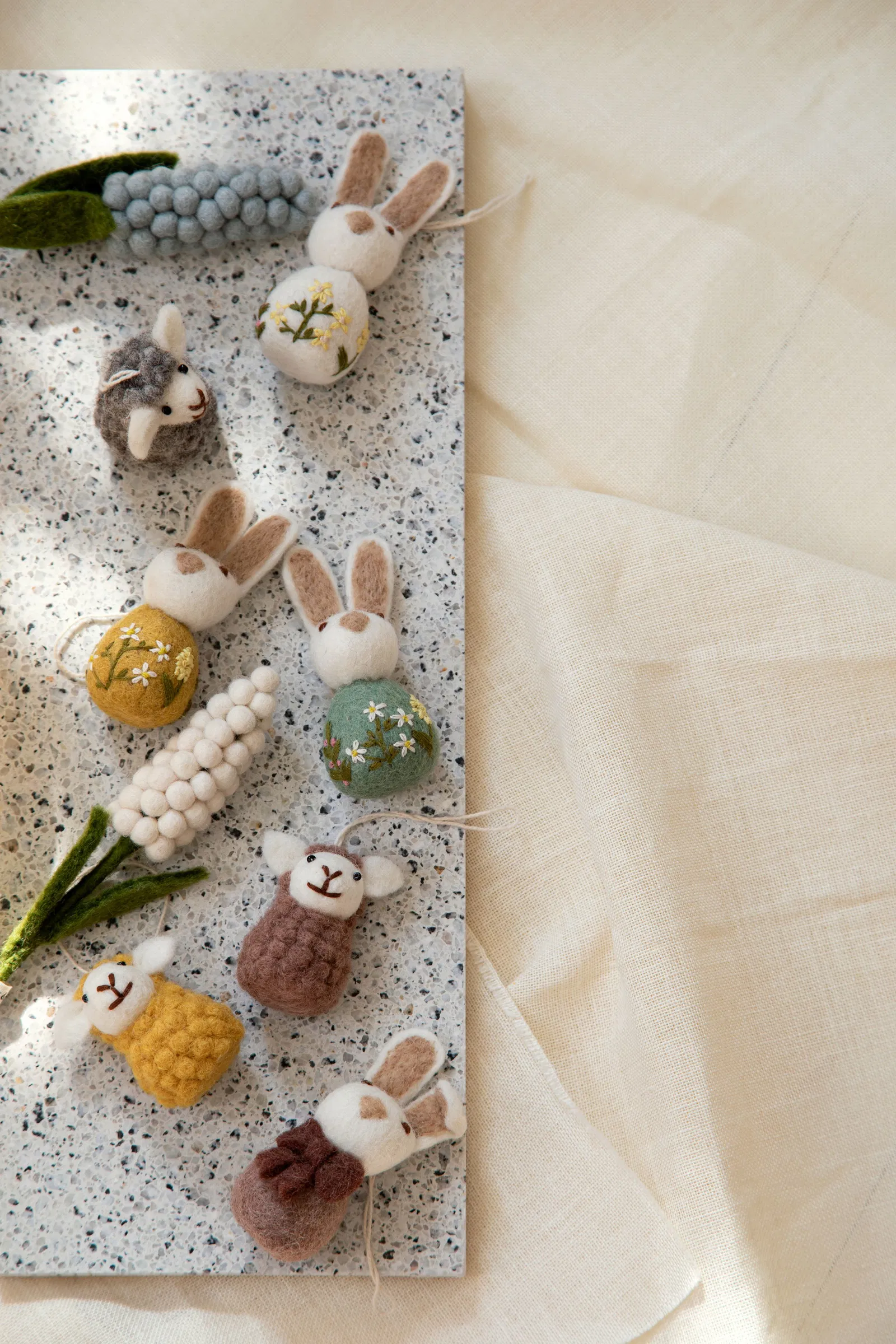Grif und ein paar Woolen Ornamente für Ostern - Häschen und gruseliges Zeug