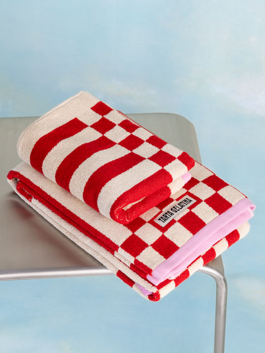Spanische Tarta Gelantina Handtücher, bunte und gemusterte Handtücher aus Remix von Sofia.