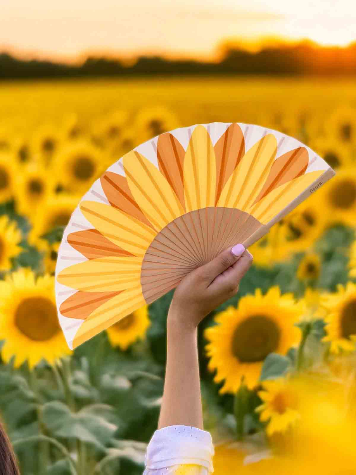 Fan - Weiß mit Sonnenblumen